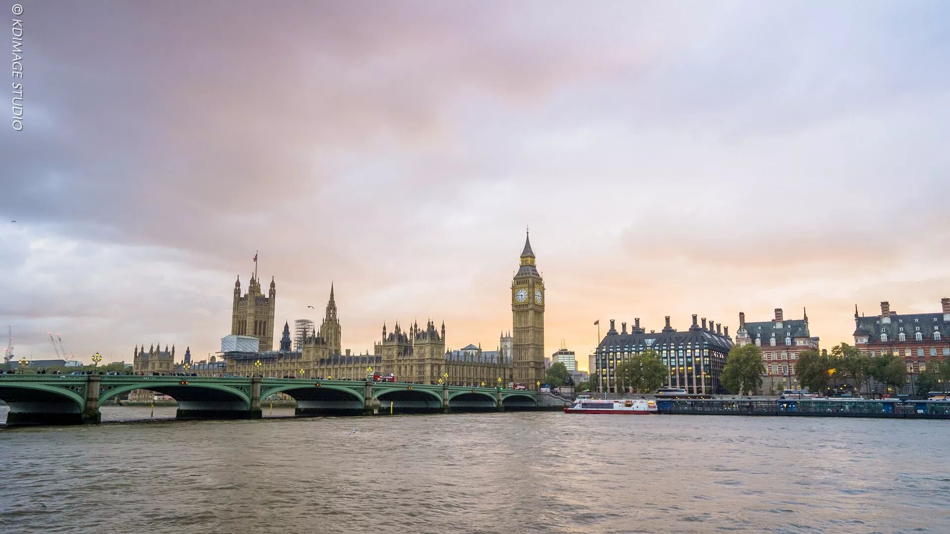 法国和中国时差_中国法国时差是多少_法国和美国纽约时差几个