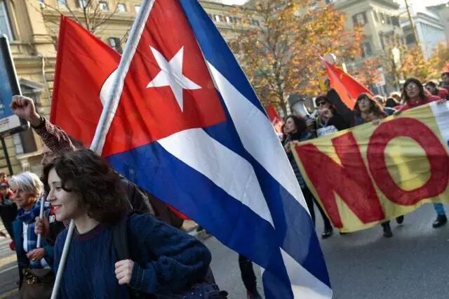 反对伦齐的游行（图片来源：spiegel.de/international）