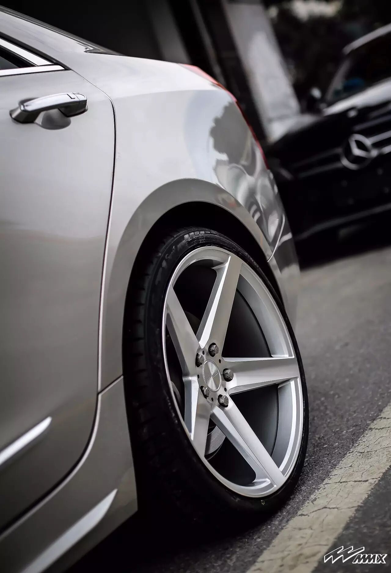 改装清单 车型:cadilac ats-l 28t 轮毂:mmx wheels 型号:m1605 颜色