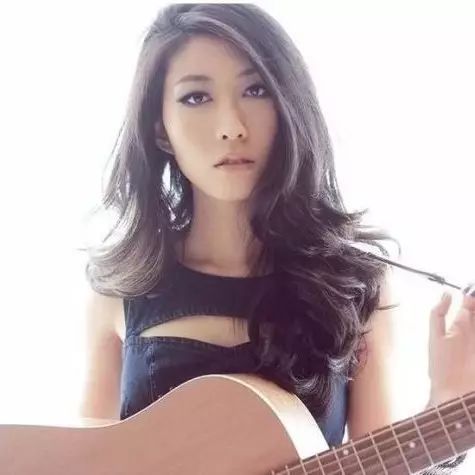 在她的歌声里 曲婉婷