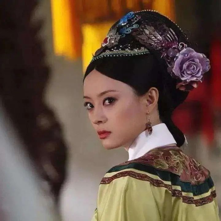 孙俪佟大为十八年后再合作,今昔对比照引发集体感慨