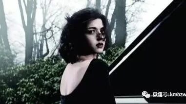 美女钢琴家卡蒂雅基辅独奏音乐会