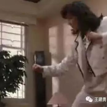 比杨紫琼还早一代的香港武打女星杨丽菁,还有多少人记得她?