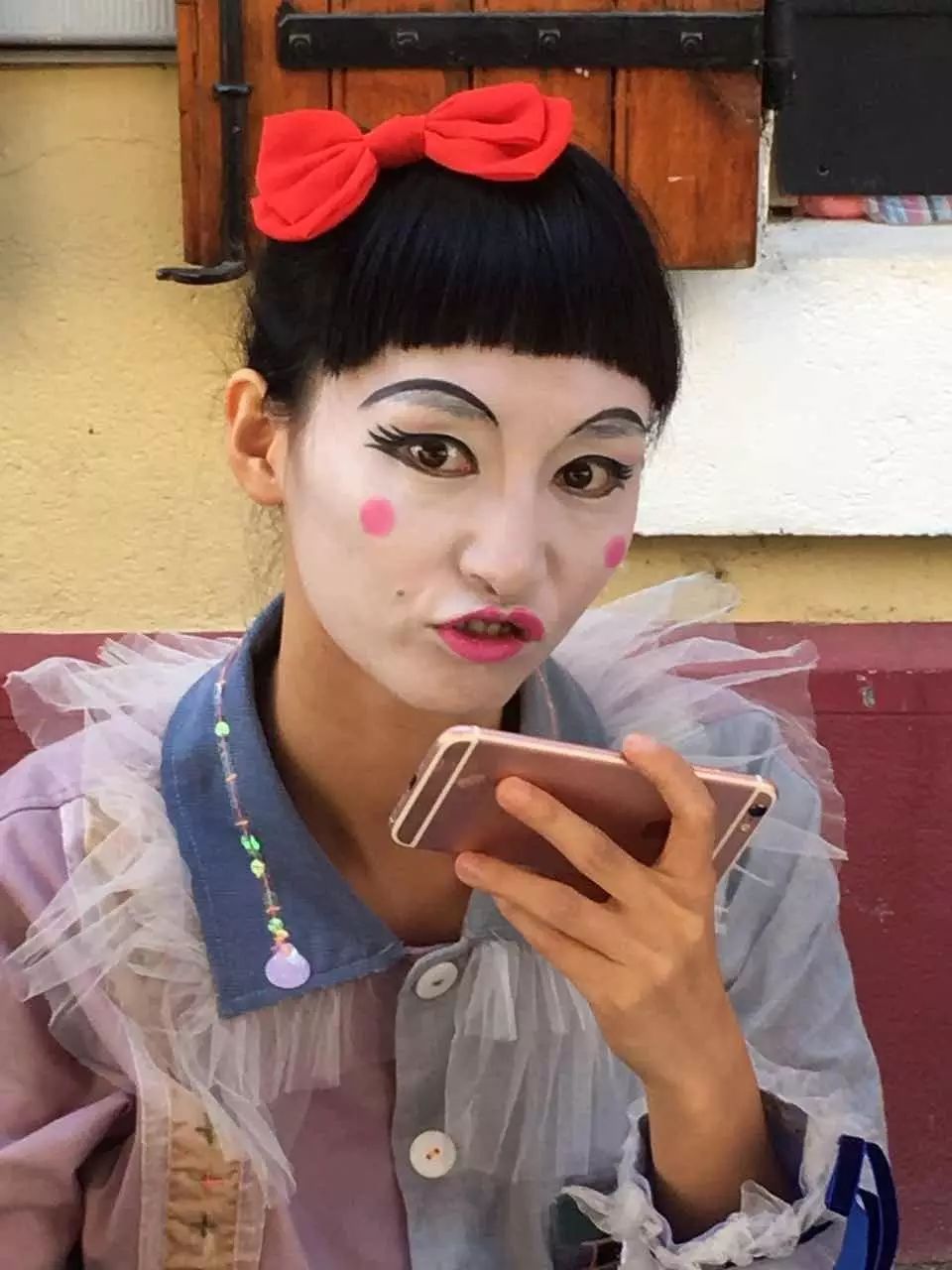 演员朱荔莘