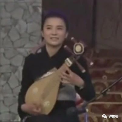 小宋佳柳琴表演《春到沂河》好美啊