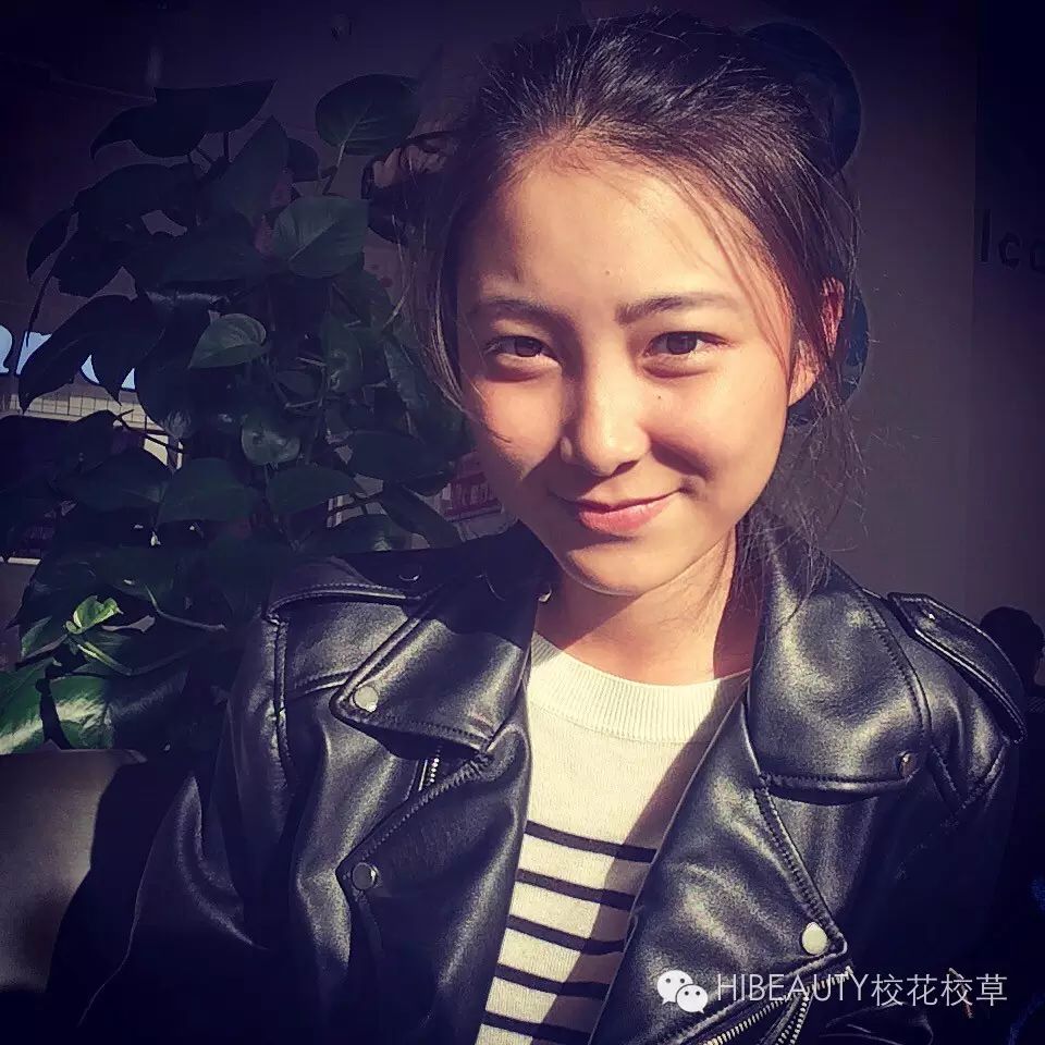【拒绝撞脸,特色为王】校花赵昕煜——不爱晒脸爱晒才华的校花,用手绘