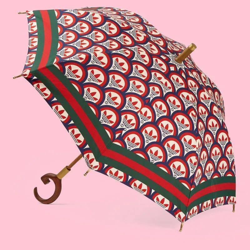 这把伞，能让脑子进水