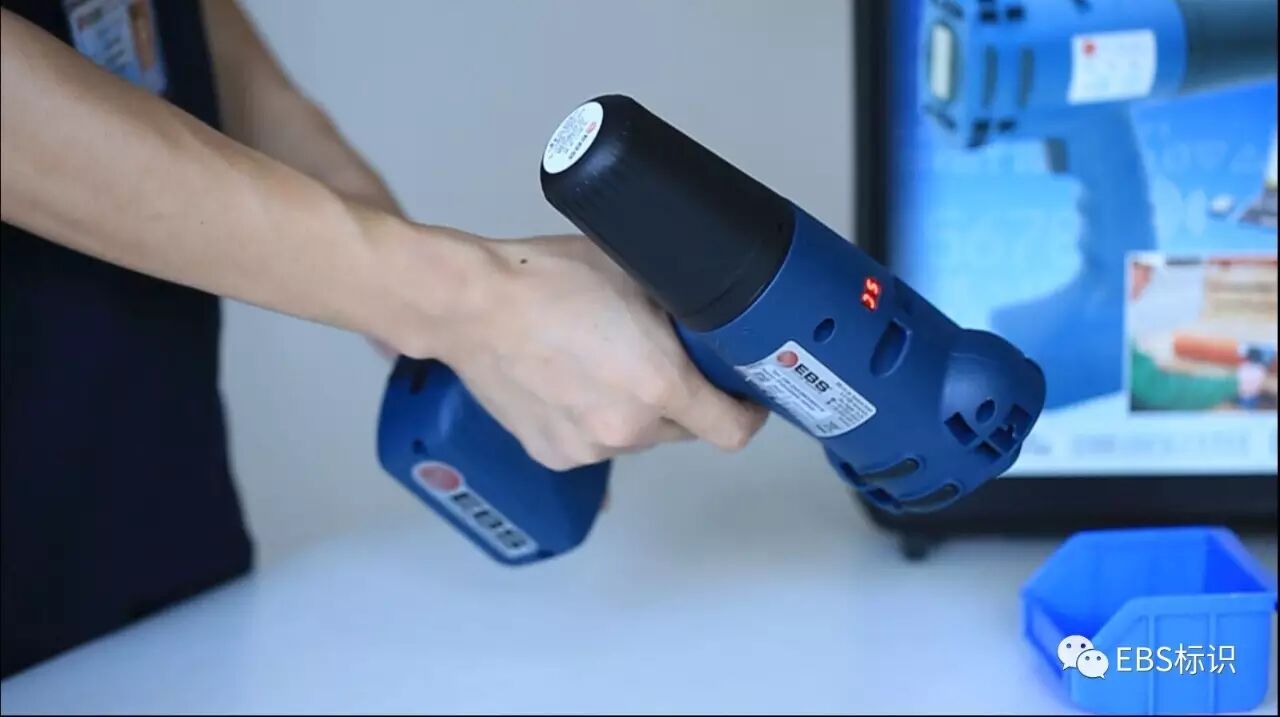 如何維護保養EBS250手持式噴碼機？