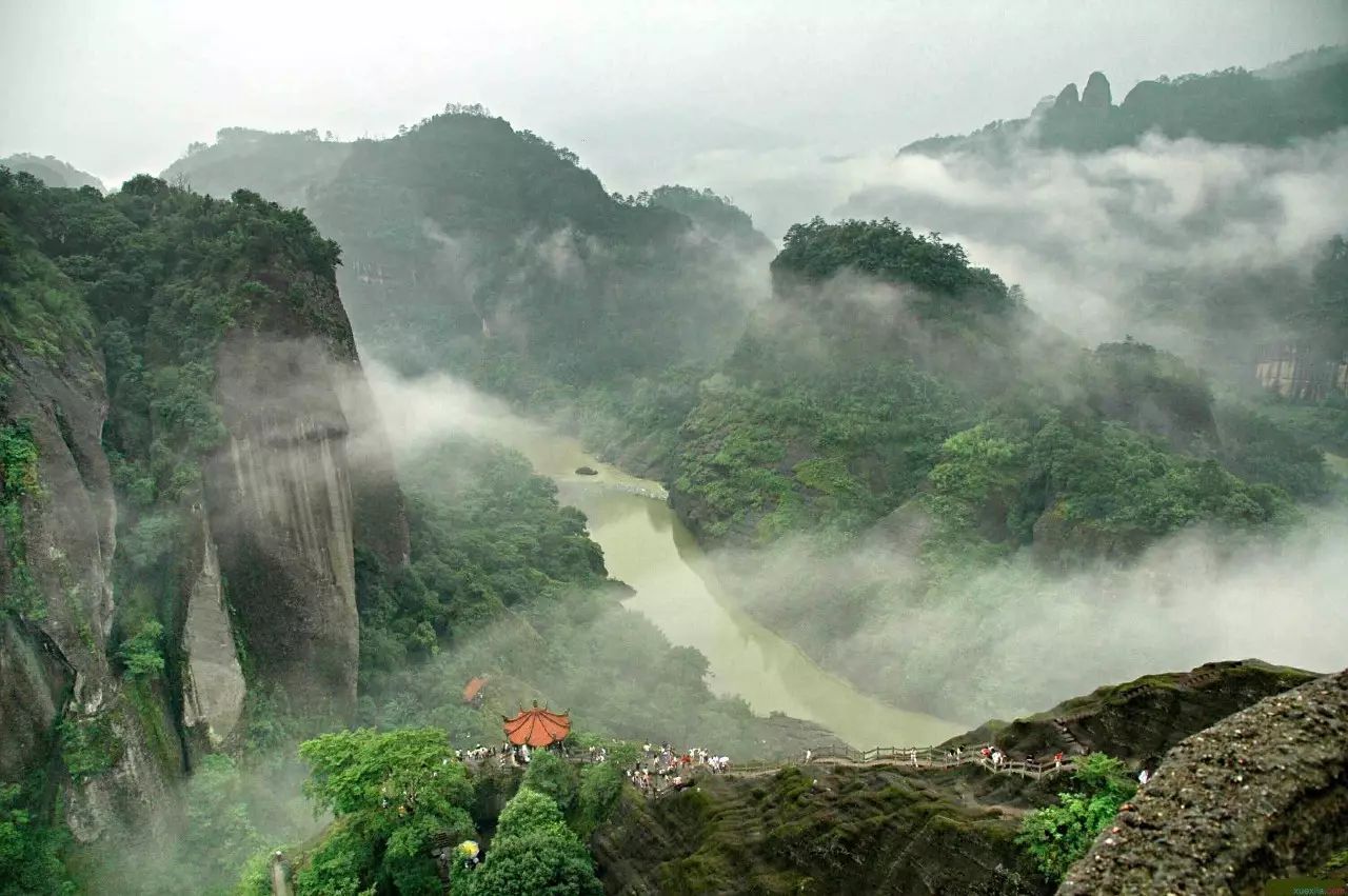 【福建旅游景点联盟】铅山武夷山申遗成功,那么武夷山