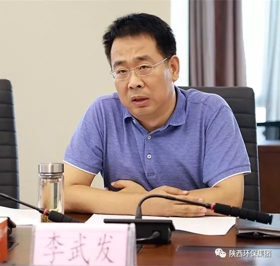 熊良虎会见麟游县县长李武发