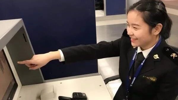 榜样外院|王佳佳:从日语到国考