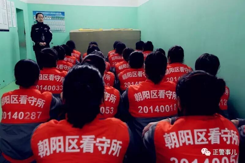 夜空中最暖的“星”