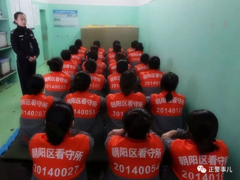 夜空中最暖的“星”