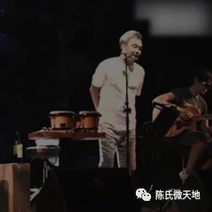 【歌坛宗亲】陈升现场演唱《不再让你孤单》,路遥远,我们一起走,我不再让你孤单!