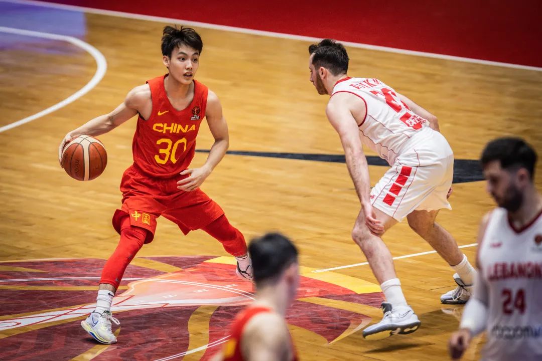 中国篮球老想着冲出亚洲，结果被亚洲超越了