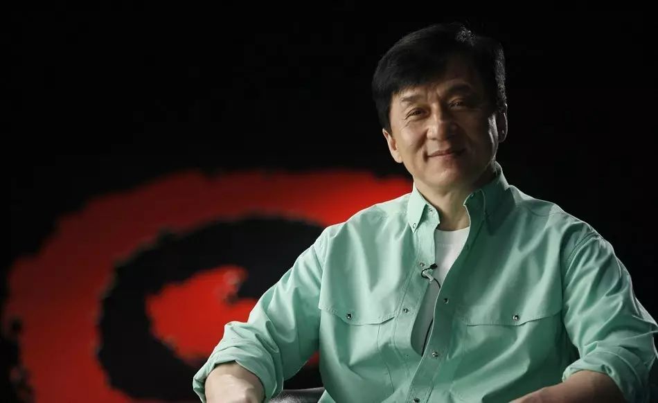 【成龙的成功奥秘:不是第一就是唯一】