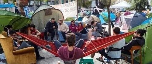 【欧浪网】本周日选举可能不太平 大批防暴警察出动巴塞罗那