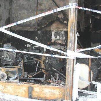 【欧浪网】数月内三起故意纵火事件 酒吧和华人冷饮店均沦陷