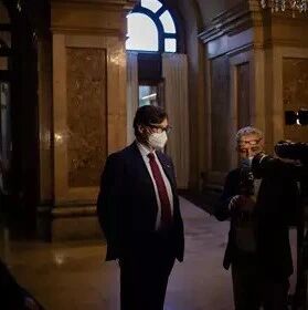 【欧浪网】加泰罗尼亚重新要求独立自决  西班牙政府回答不是殖民地不能自决