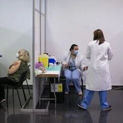 【欧浪网】西班牙日增5700例  单日死亡33例  去年8月以来最低纪录