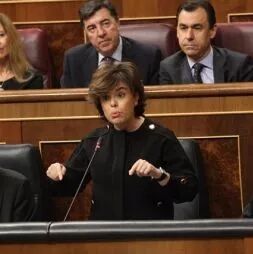 【欧浪网】副首相称保证不让加泰选出通缉犯当主席