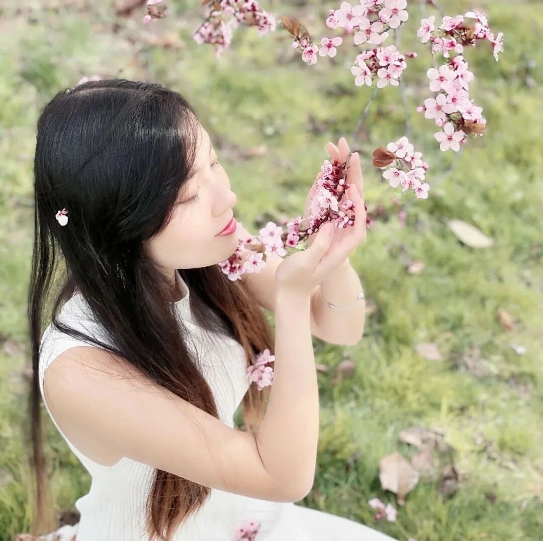 《杏花树下美少女》女神节免费拍摄春日写真.....