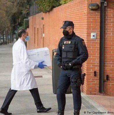 【欧浪网】西班牙政府：不接种疫苗者有可能把名单提供给其它"欧洲伙伴"