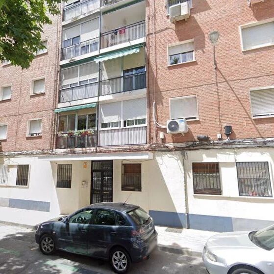 【欧浪网】一老妇住院后房屋被侵占 出院后竟然有家难回