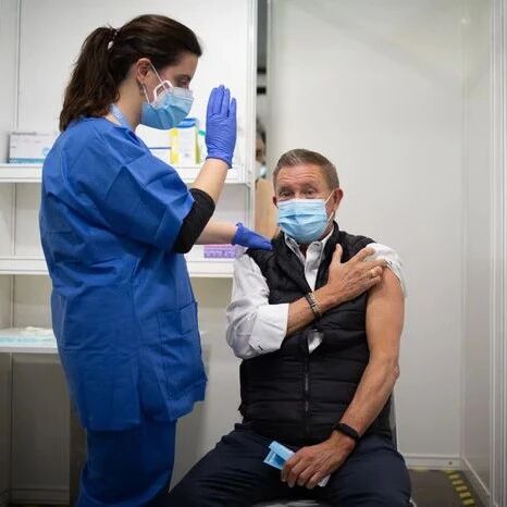 【欧浪网】西班牙周末新增近2万例 加快接种 卫生部今日分发200万疫苗