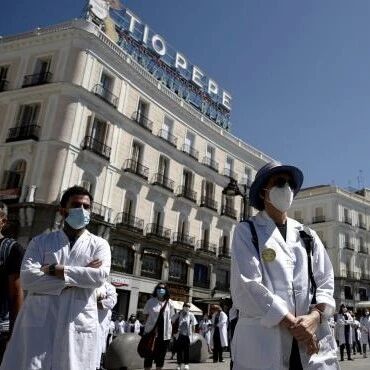 【欧浪网】马德里大区忙于政治反攻  医护发出无限期罢工通牒