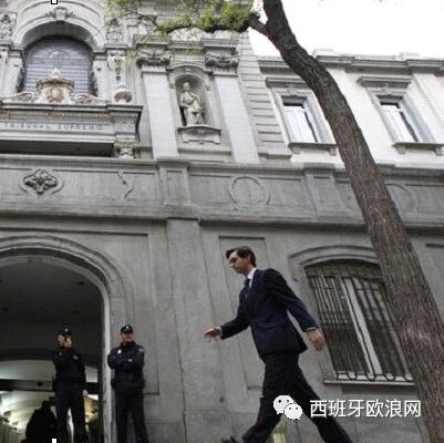 【欧浪网】震荡太大  法院暂停追索贷款手续费