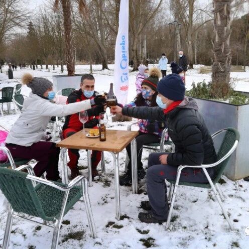 【欧浪网】新措施！卡斯提亚全大区禁止使用内部餐厅  购物中心关门