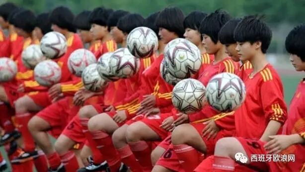【欧浪网】中国学校掀起足球外教热浪 西国教练将大批量东游