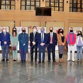 【欧浪网】南部大学举办西班牙内战图片展  铭记中国人参加了反法西斯战斗