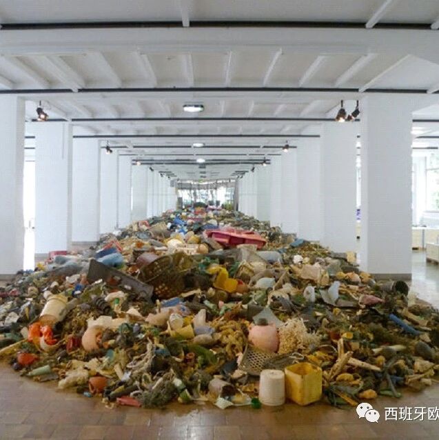 【欧浪网】注意马德里的街头博物馆  不要把艺术作品当垃圾啦