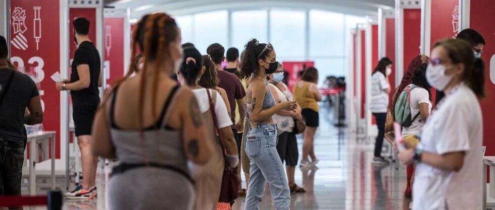 【欧浪网】西班牙发病率略下降  死亡剧增  ICU重症多数为未接种者  马德里日增最高