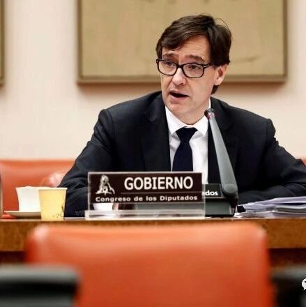 【欧浪网】马德里大区主席要求卫生部放松措施 允许购物中心开门