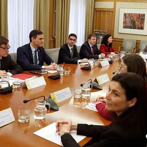 【欧浪网】疫情期间未强制戴口罩  西班牙全部部长可能吃官司