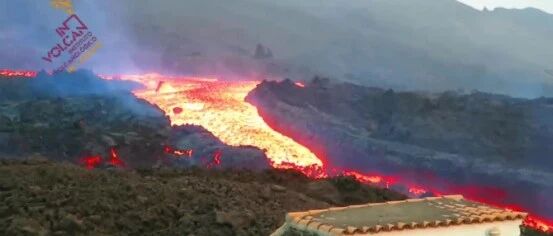 【欧浪】海岛火山成百年最严重喷发  西班牙电视台赞赏华人社团的赈灾义举