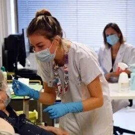 【欧浪网】西媒：欧盟讨论推行“疫苗护照”