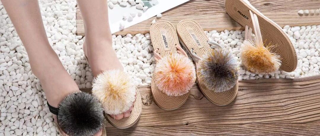 华二代将老百元店升级换代成＂精品百元店＂ 营业额提高25％：形象和产品是关键