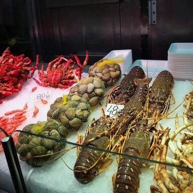 【欧浪网】准备新年大餐  西班牙海鲜比往年略便宜