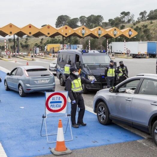 【欧浪网】完成最后愿望  男子载着尸体跨欧洲行驶三个星期