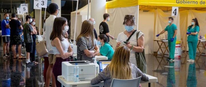 【欧浪】超级吓人！权威机构预测西班牙年底迎来第六波感染潮 又将感染百万人