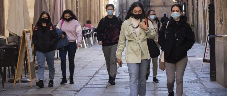 【欧浪网】日增1.3万例  欧盟将西班牙版图标为全红   整个欧洲大爆发  世卫严重警告