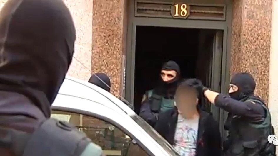 【欧浪网】重磅！200警员突袭！50名华人已落网