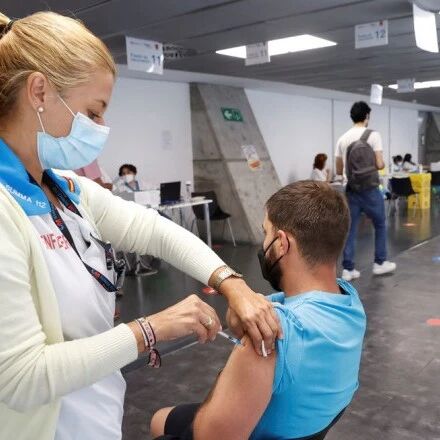 【欧浪网】西班牙周末新增9千例  疫情继续改善 卫生部发抖音鼓励年轻人接种