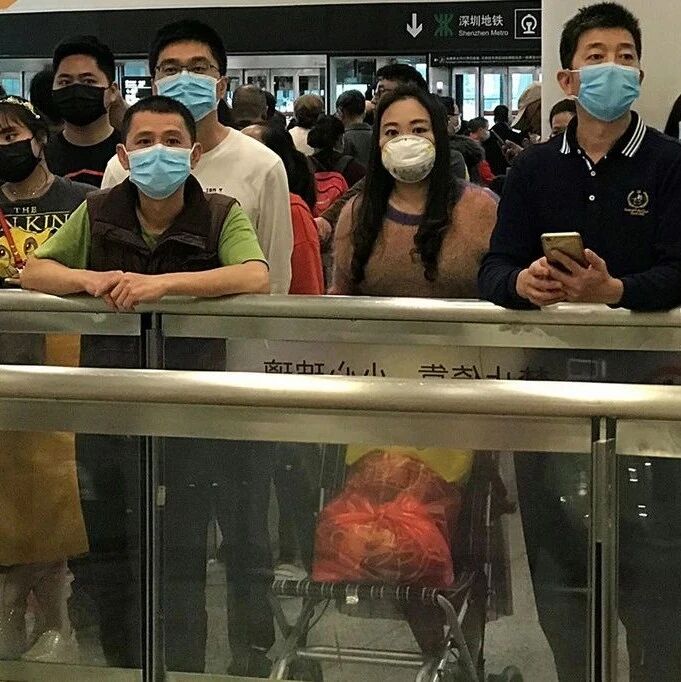 使用伪假证明骗领健康码必受惩处