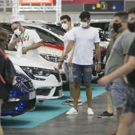 【欧浪网】瓦伦西亚市二手车展开幕  打折达12000欧元