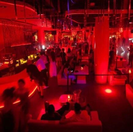 【欧浪网】巴塞罗那疫情恶化  加泰罗尼亚有5千师生感染  不考虑重新允许夜场开门